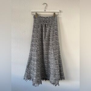 Elegant A-Line Tweed Skirt in Black and White